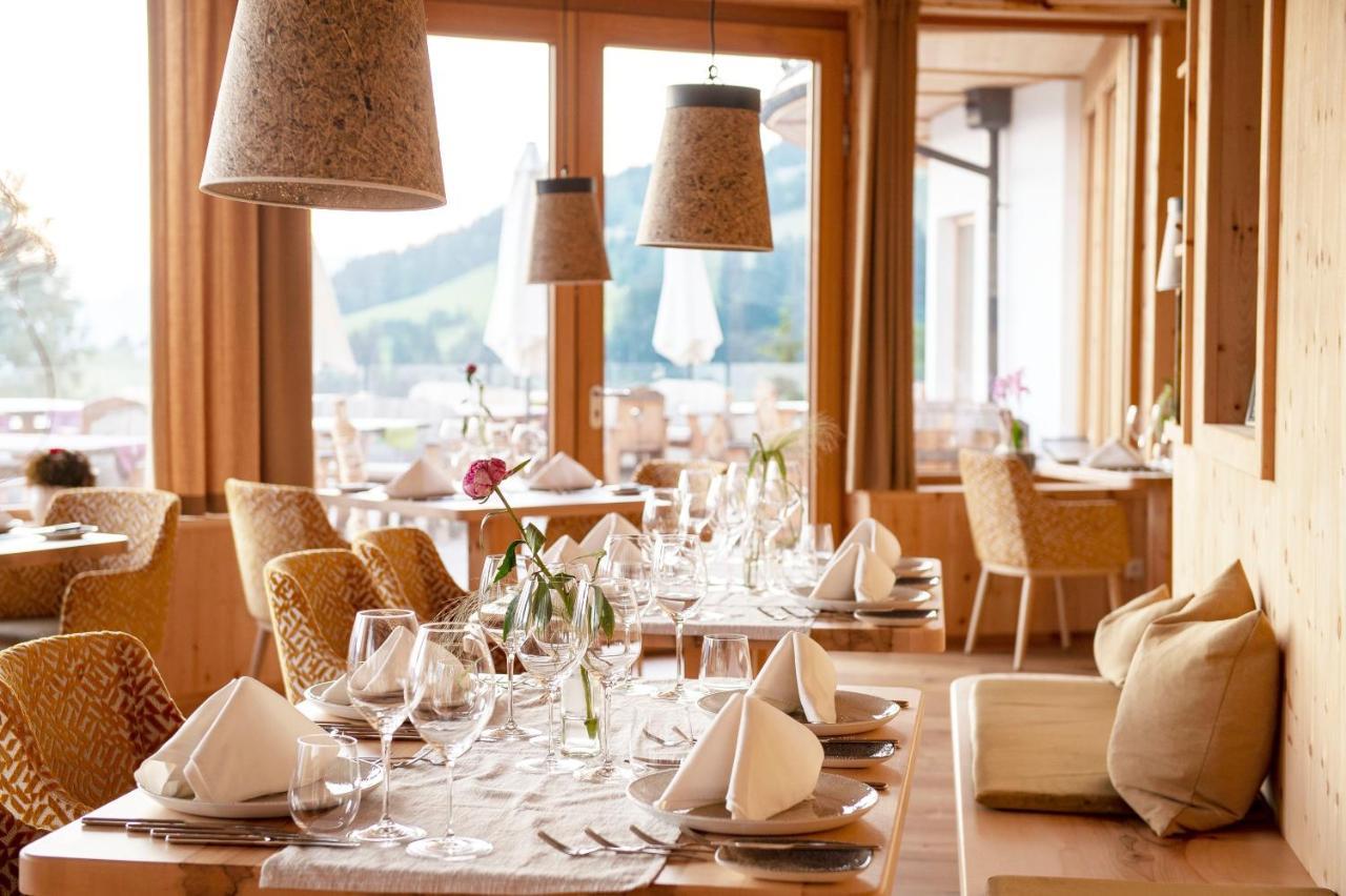 Natur- Und Wellnesshotel Hoflehner Haus im Ennstal Buitenkant foto