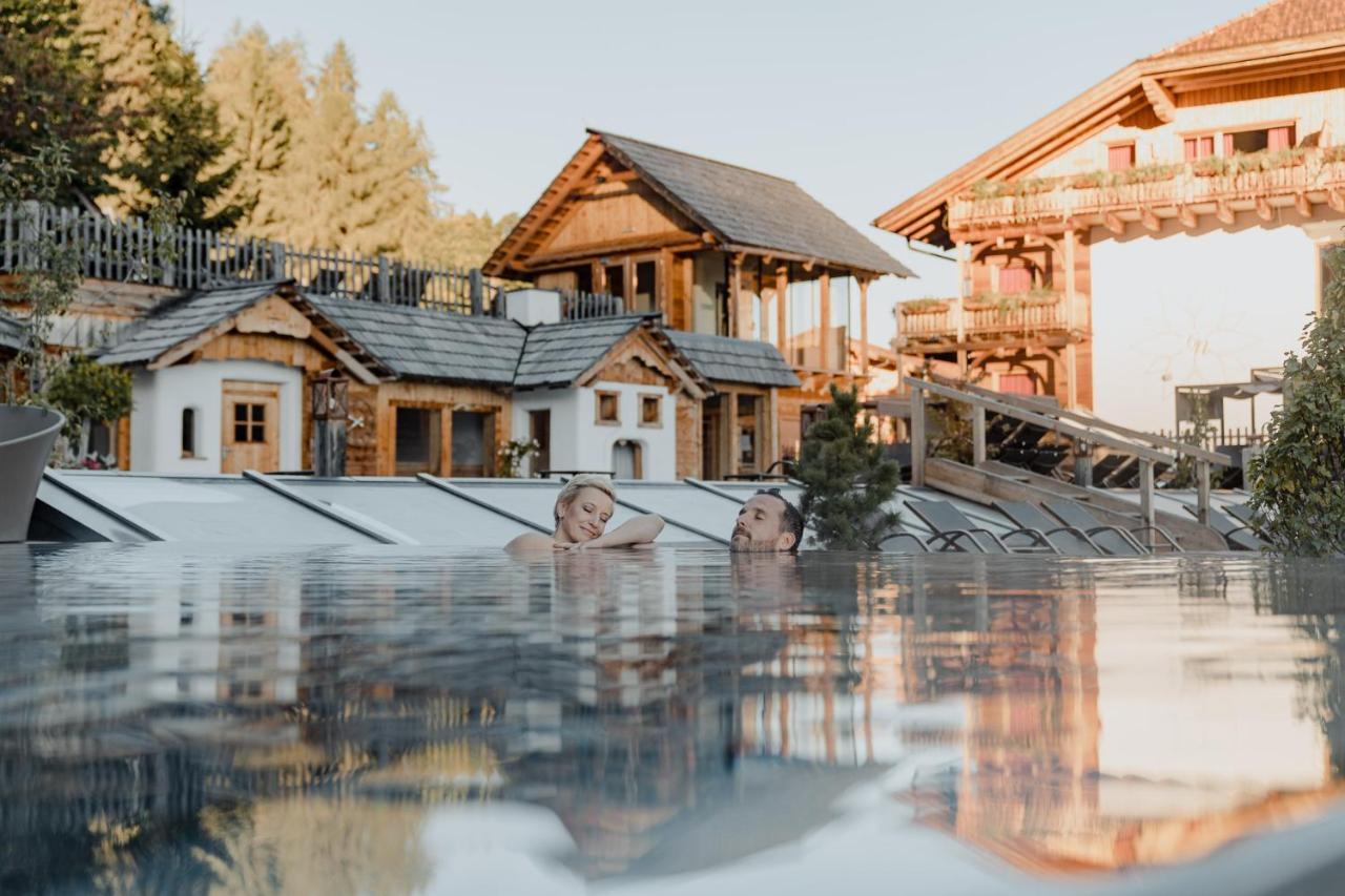 Natur- Und Wellnesshotel Hoflehner Haus im Ennstal Buitenkant foto